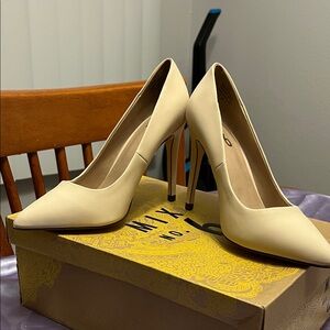 Chic Cream High Heels